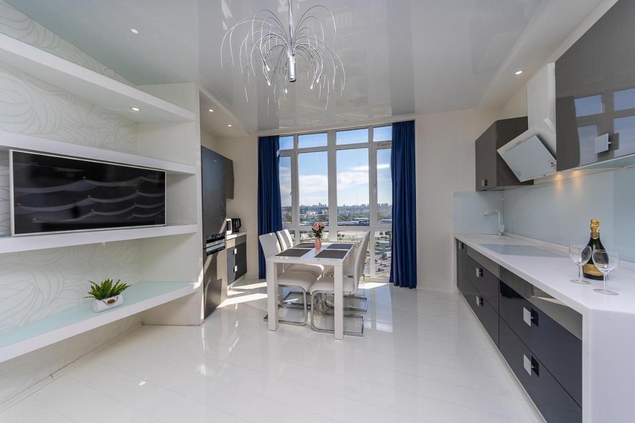 Fashionable Panoramic Apartments Dnieper. Obolon Kiev Exterior foto
